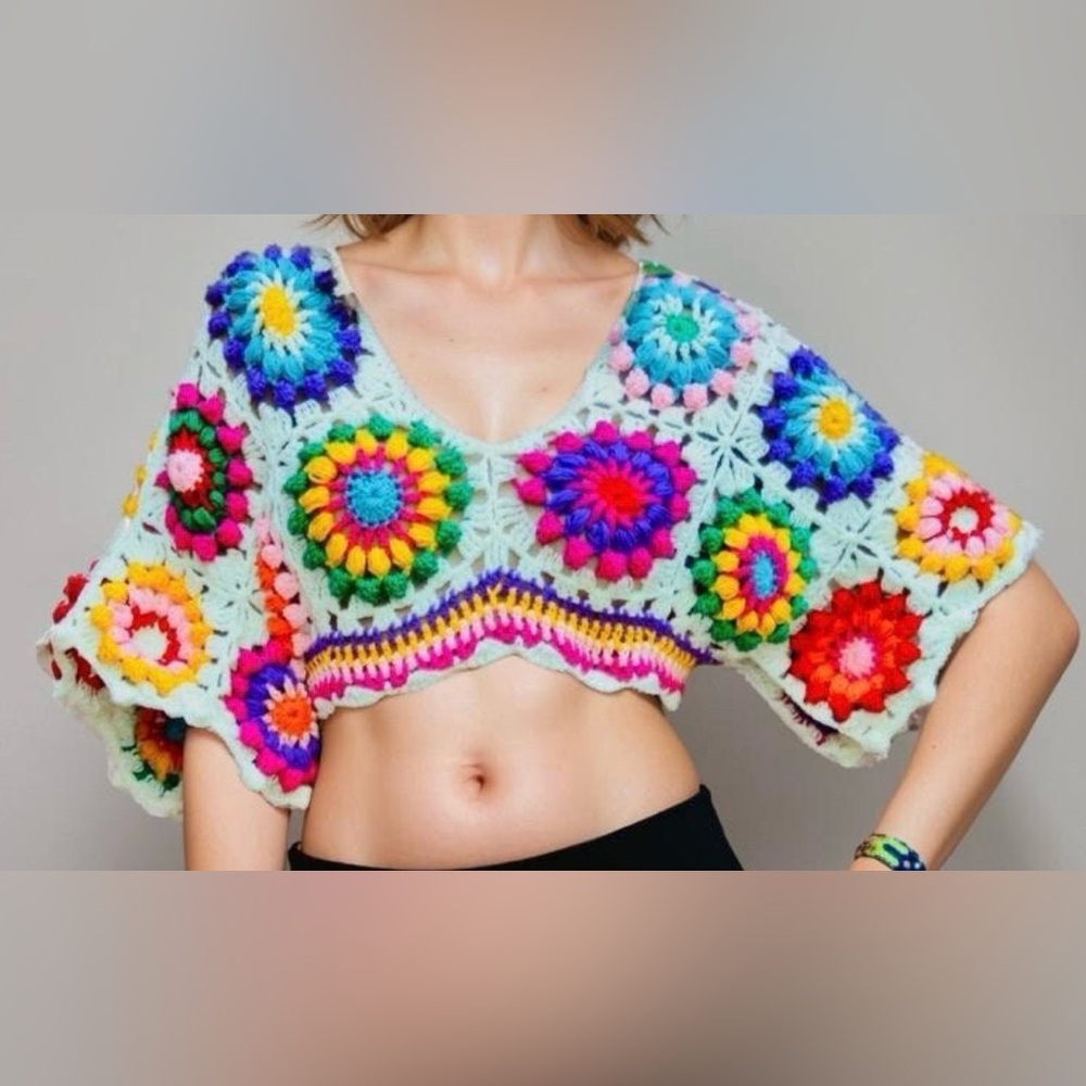 Colorful Crochet Crop Top Handmade Boho Knit
Cotton Blouse MEDIUM NEW